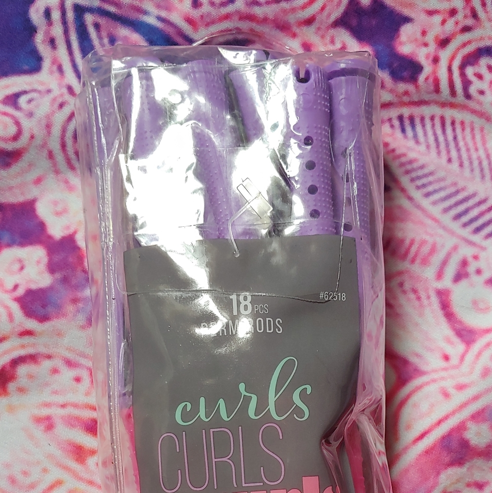 Random Beauty Bundle - Picture 5 of 6